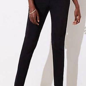 LOFT Black Skinny Pants in Marisa Fit